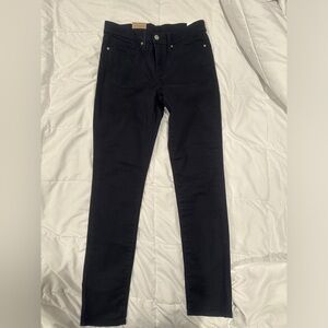 Levi’s 311 Shaping Skinny Jeans 28x30